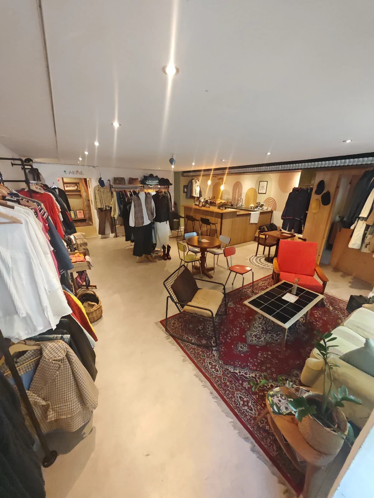 30% sur tous les vêtements de plus de 20fr